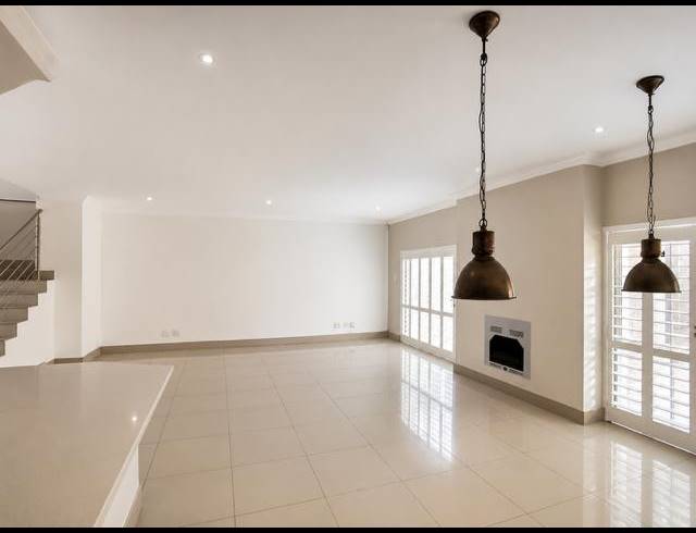3 BEDROOM CLUSTER FOR SALE IN BRYANSTON
